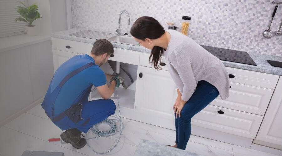 Expert burst pipe repair services in Hamilton, TX